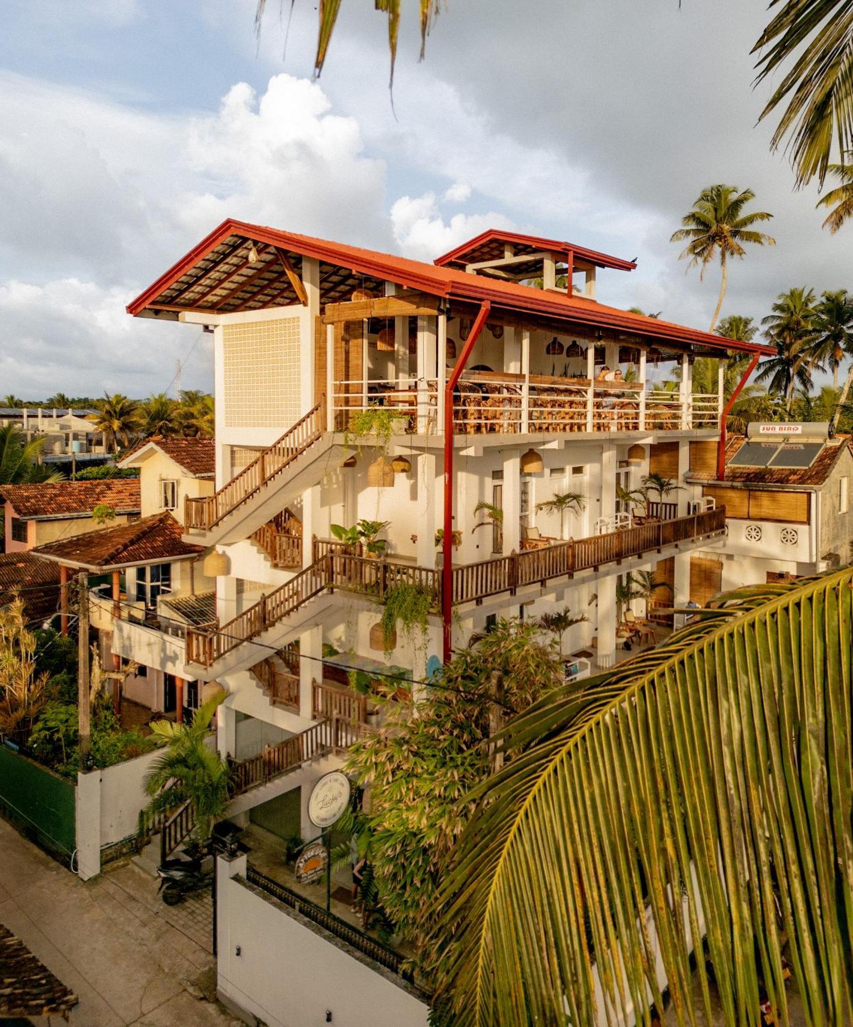 مبيت وإفطار فيليغاما Lucky'S Surf Camp المظهر الخارجي الصورة